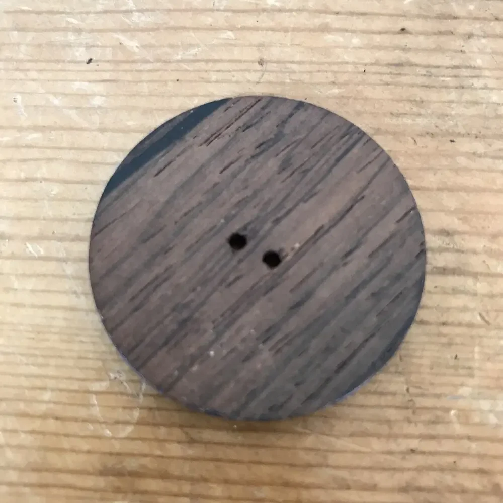 Vtg Pair Set Lot 2 Dark Brown Tropical Hard Wood Tiki Wooden Round Buttons 4cm